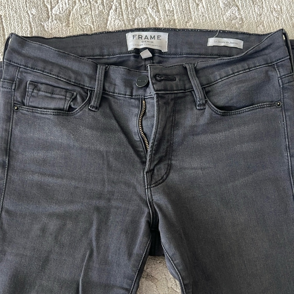 Frame women’s dark skinny jeans